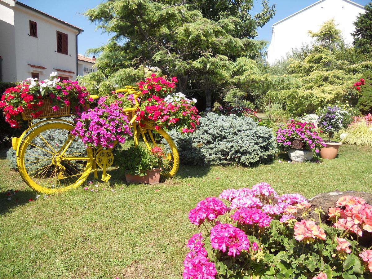 Apartments Mihalic I Baška Exterior foto